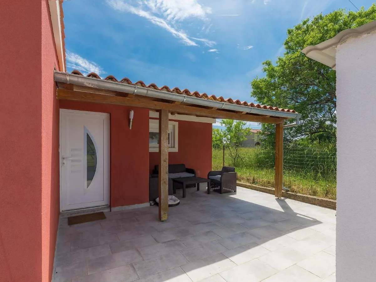 Holiday Home Alma By Interhome Sisan